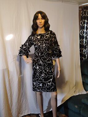 Danny & Nicole | Black & Ivory Ruffle Sleeve Dress | Size 6 | NWT